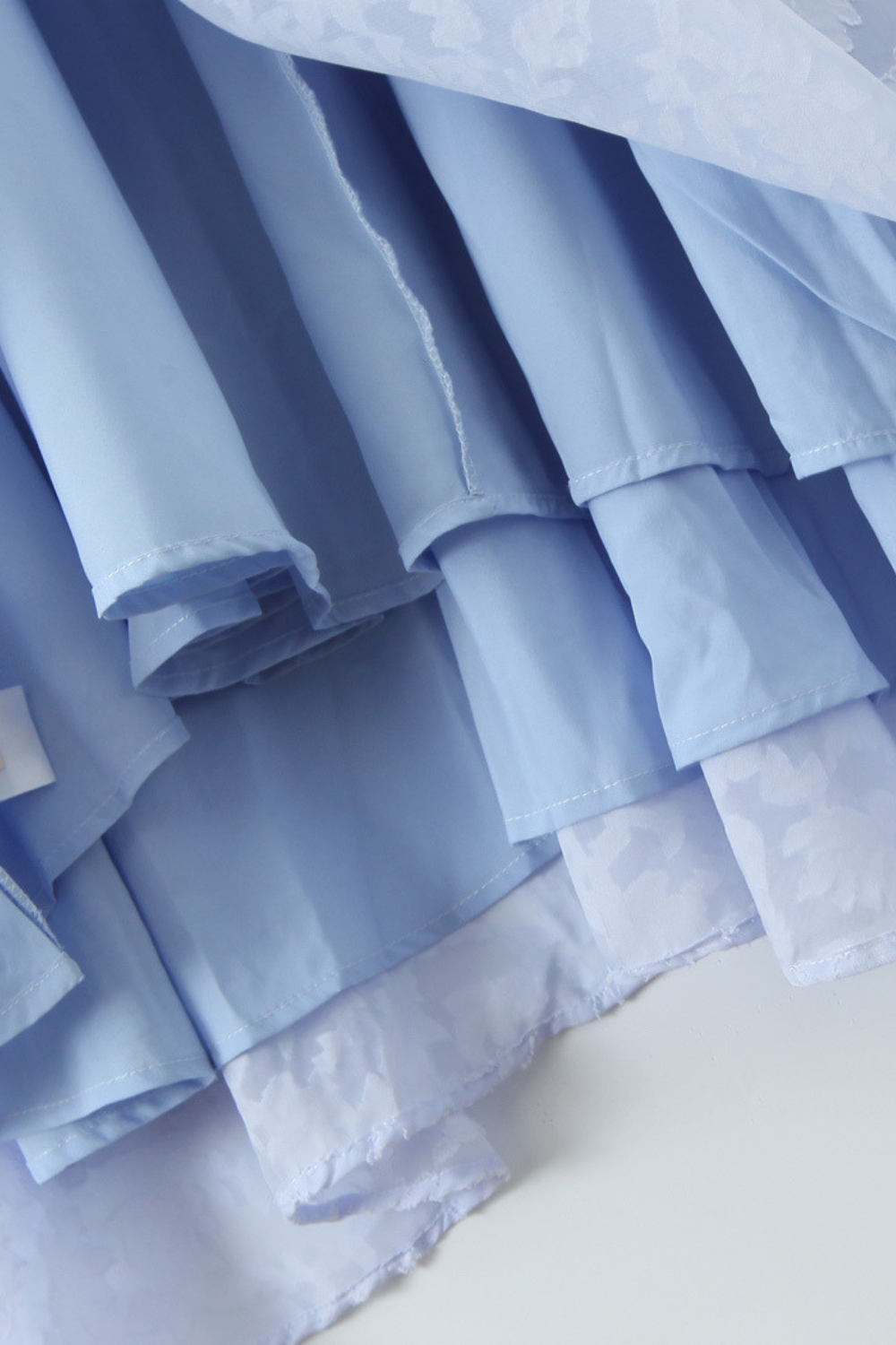 Sırtı Açık V Yaka Midi Elbise – Bebek Mavisi