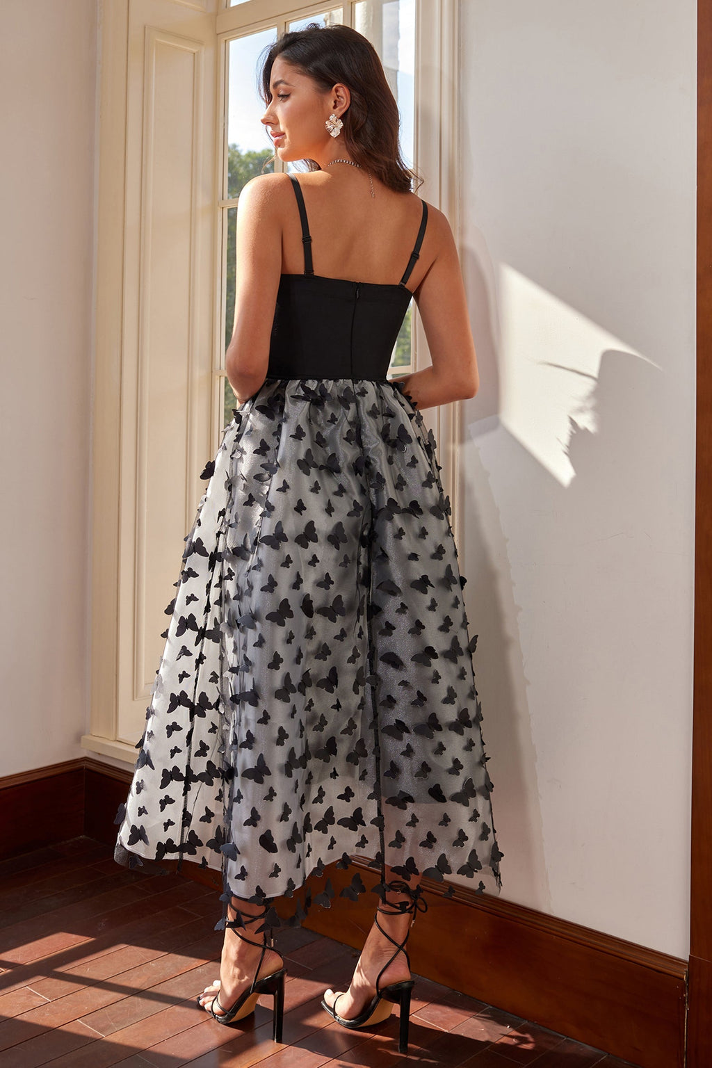 Galina Siyah Kelebek Aplikeli Midi Elbise