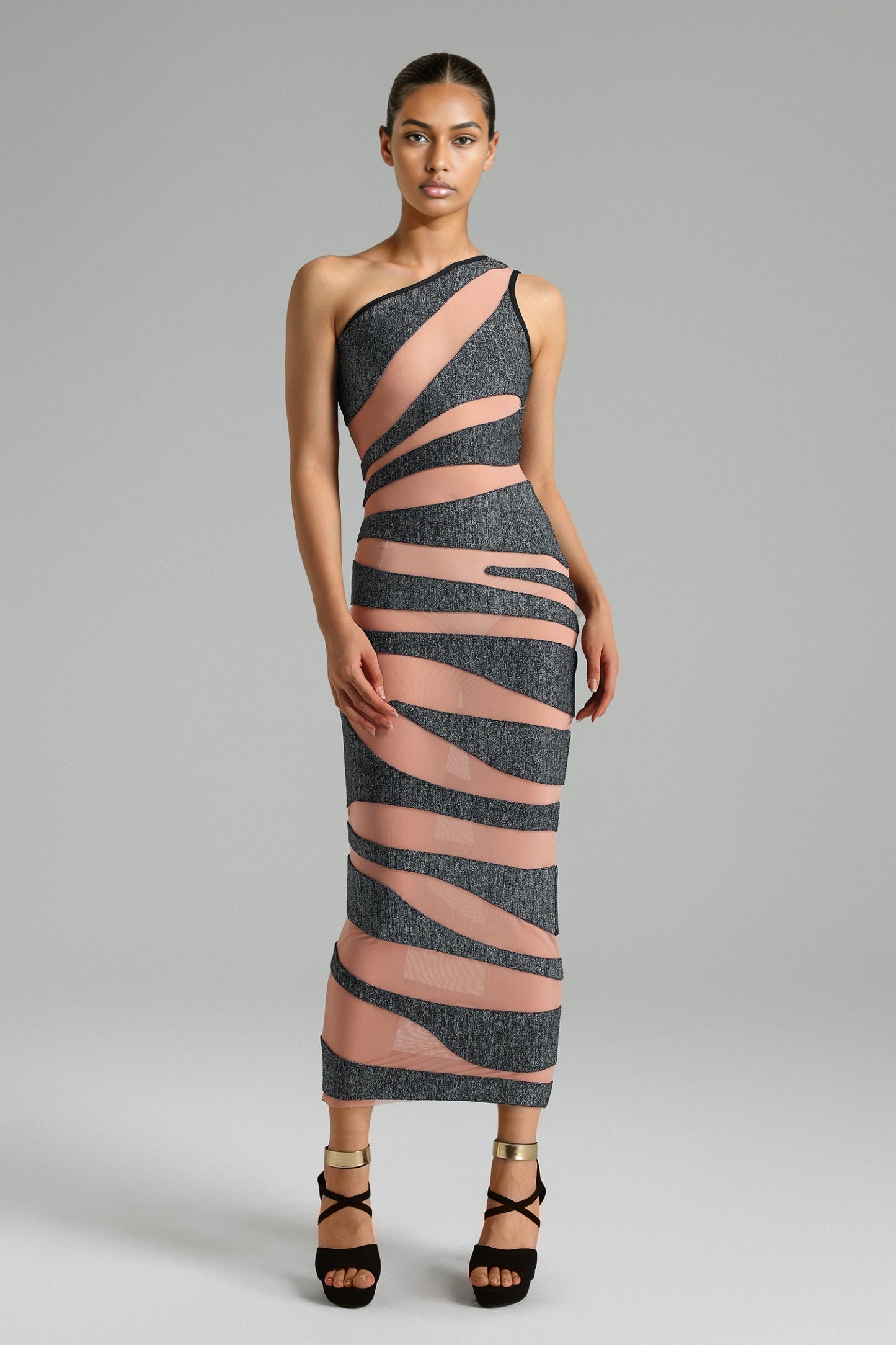 Siyah Patchwork Desenli Tek Omuz Maxi Elbise