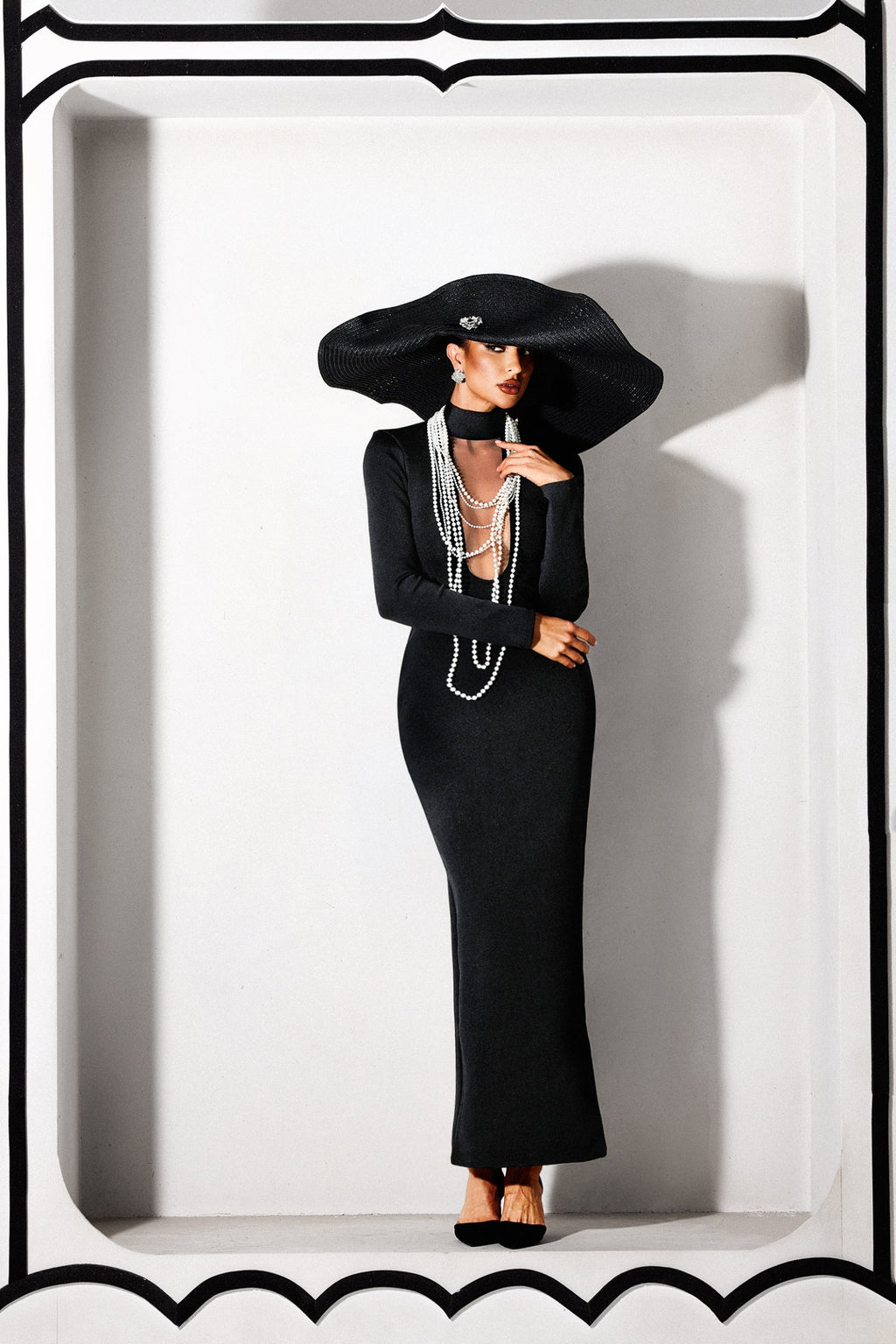 Gabriella İnci Detaylı Dar Uzun Kollu Maxi Elbise