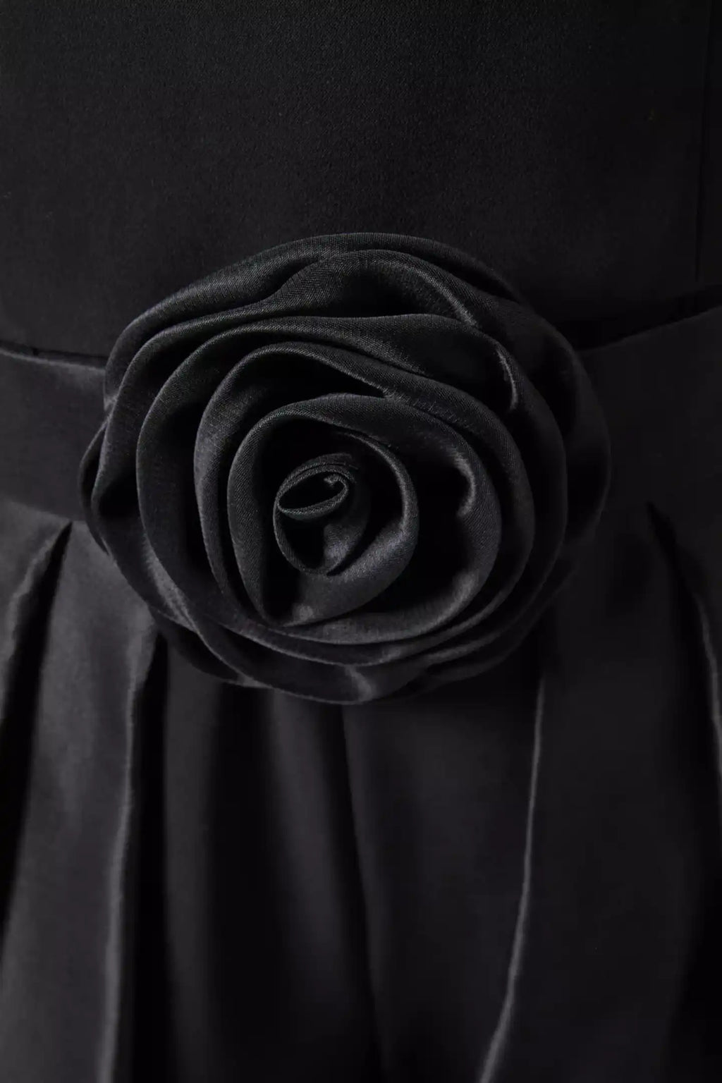 Edwina Çiçek Aplikeli Tulum Takımı