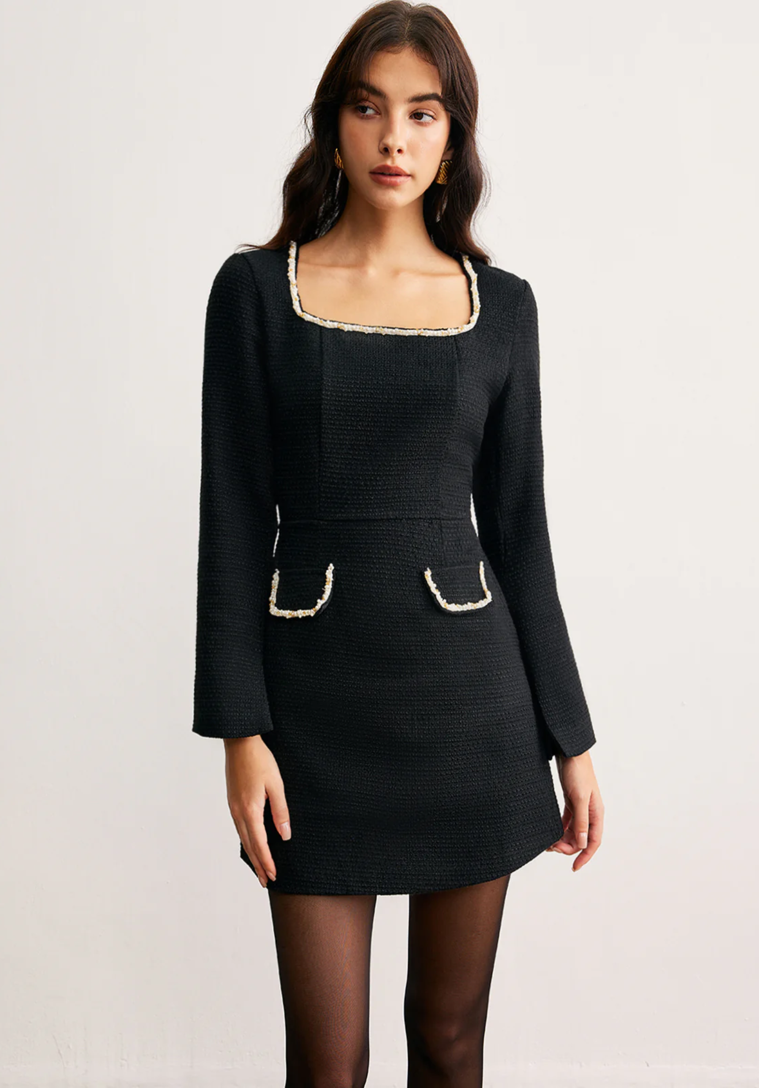 Kare Yaka Cepli Mini Elbise – Siyah