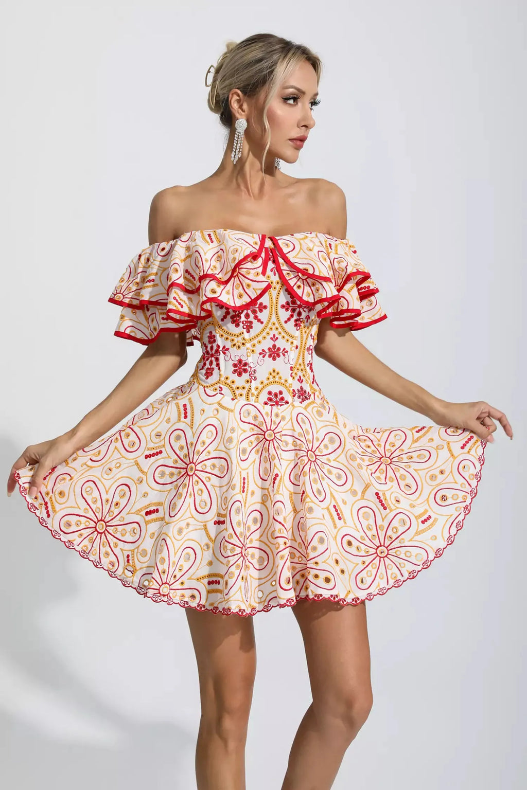 Amora Kırmızı Kesikli Fırfırlı Mini Elbise