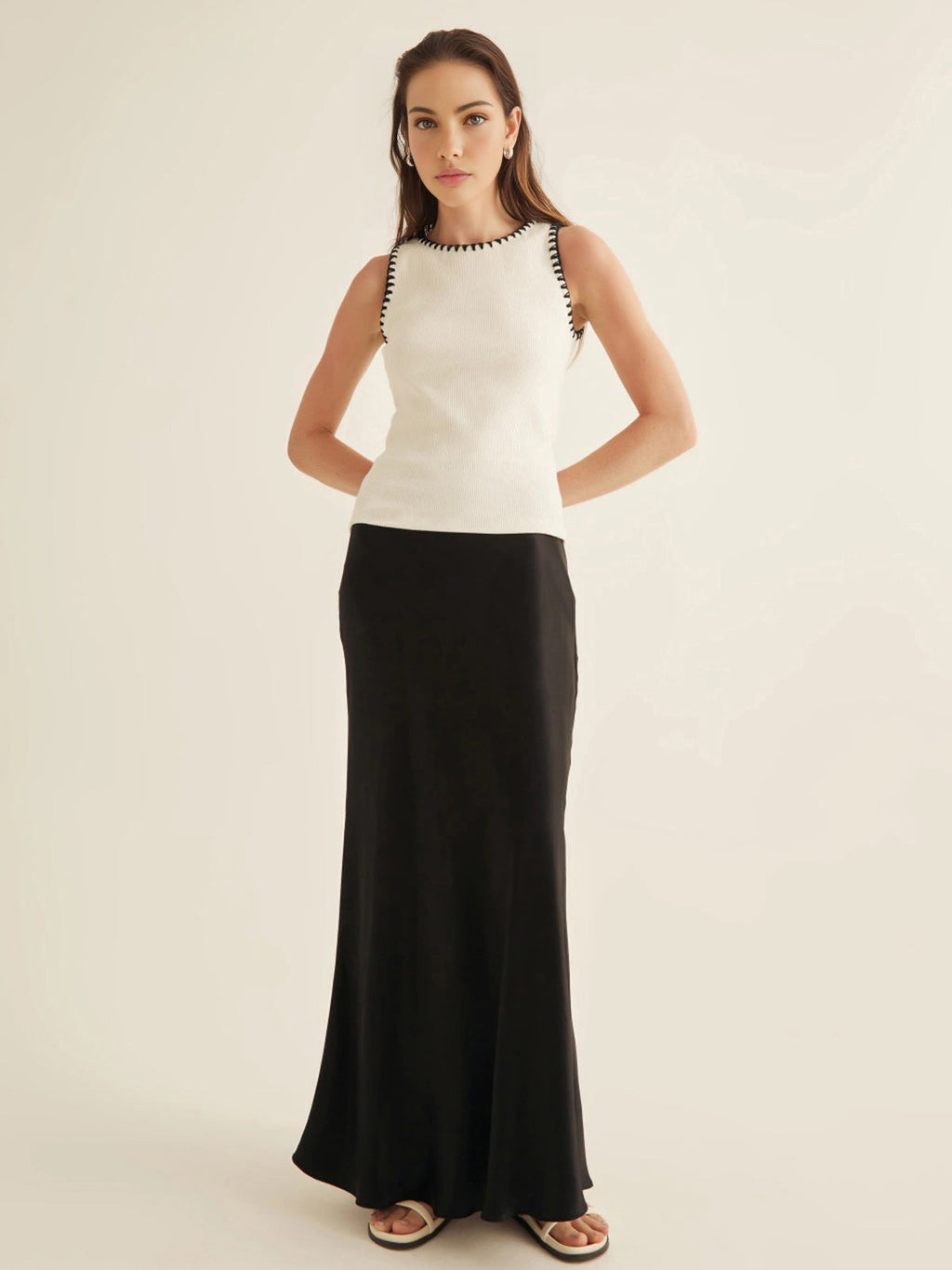 Minimalizm Kontrast Trim Kazak Yelek