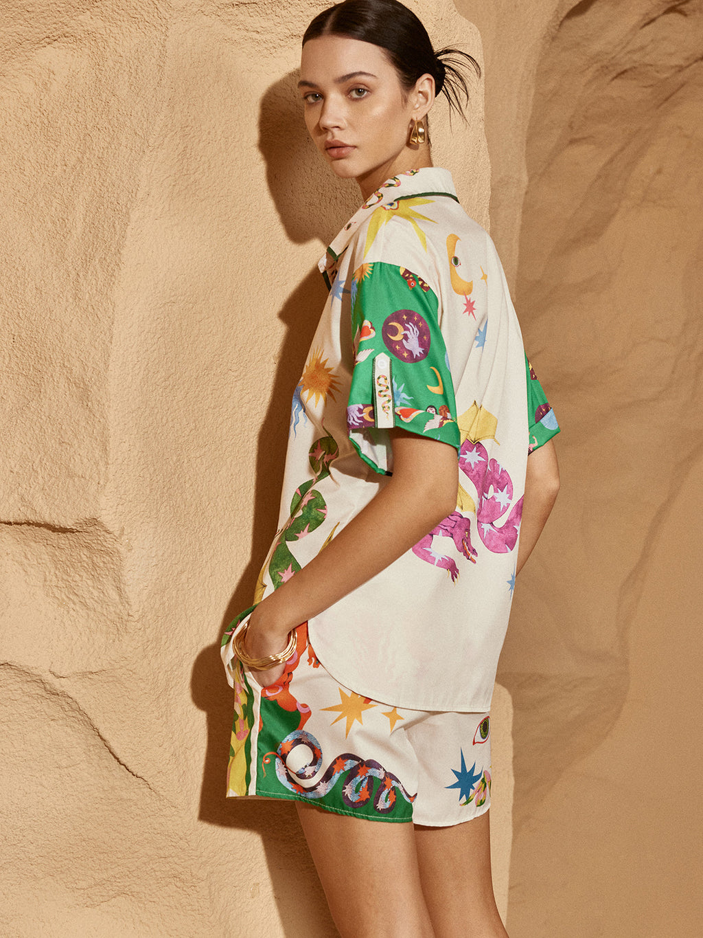 Desenli Relaxed Fit Viskon Şort Takım – Beyaz