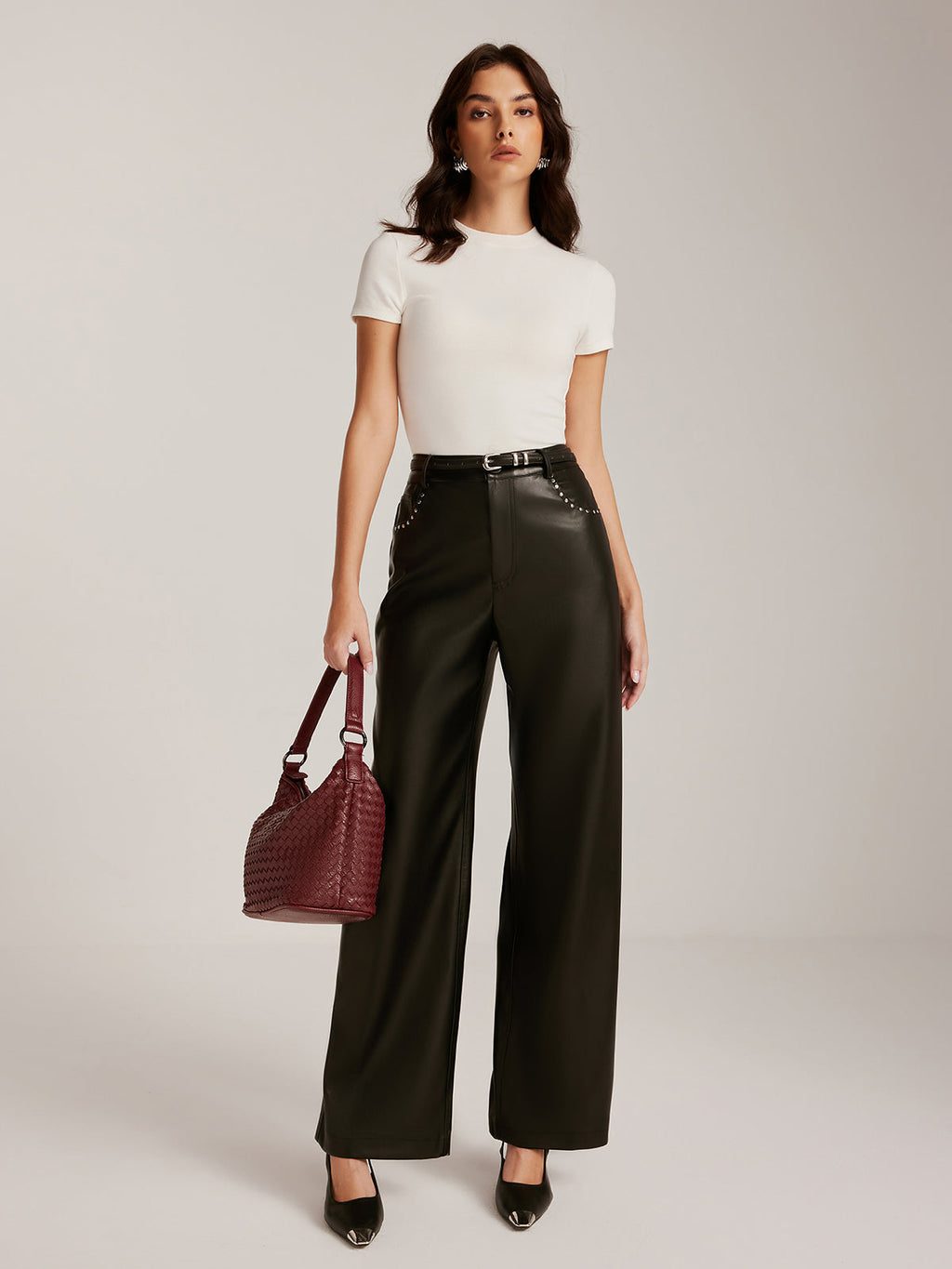 Çivili Dekorlu Pu Deri Düz Pantolon