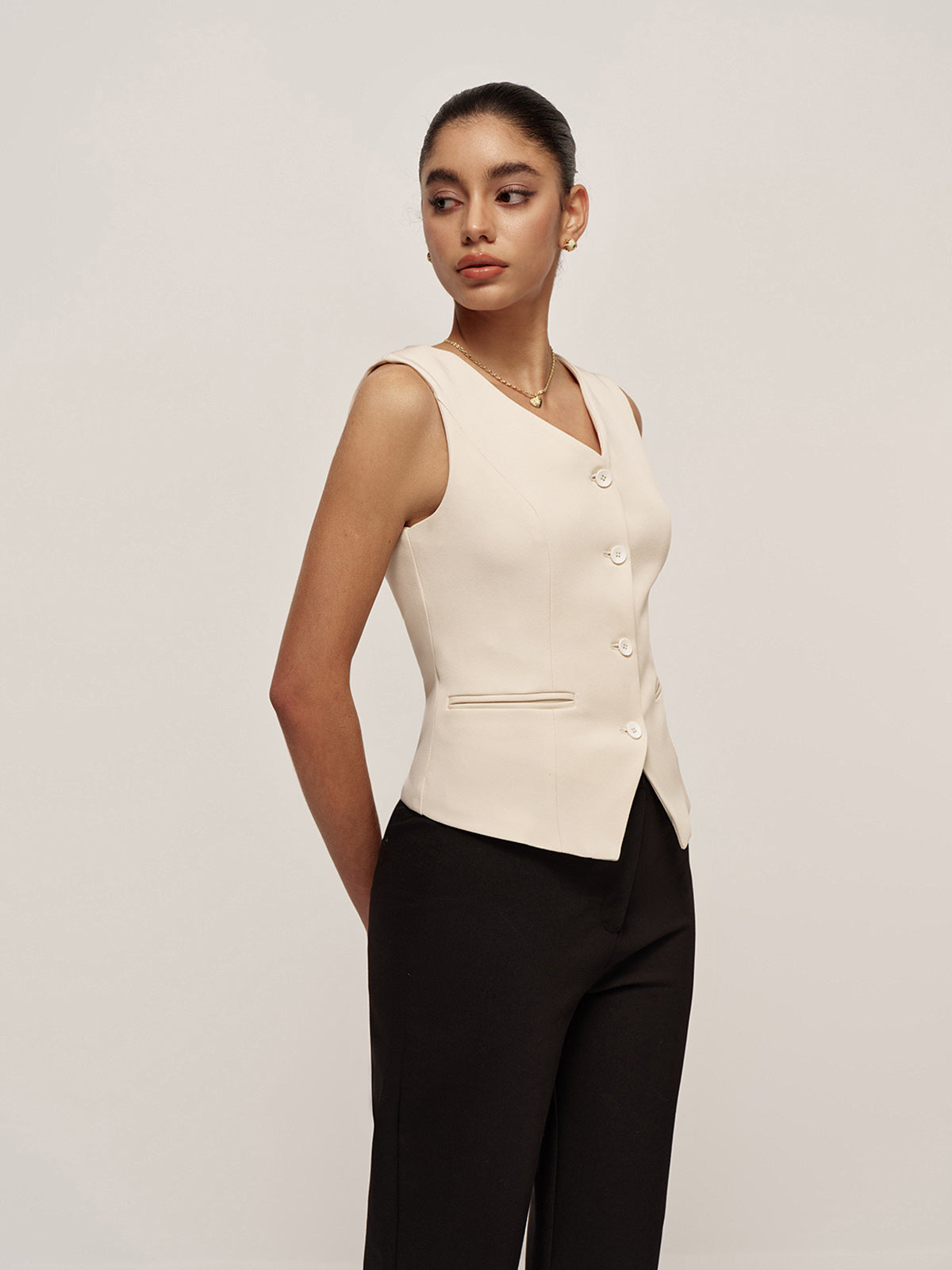 V Yaka Düğmeli Cepli Yelek