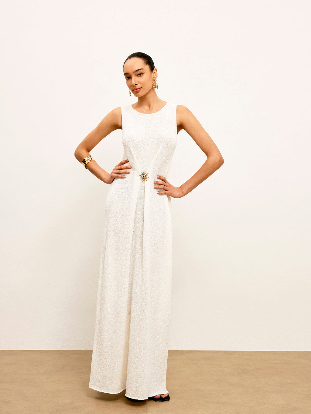 Metal Detay Kolsuz Kazak Elbise