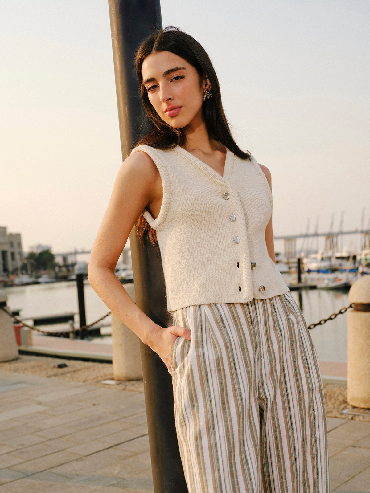 Önü Düğmeli Kazak Yelek