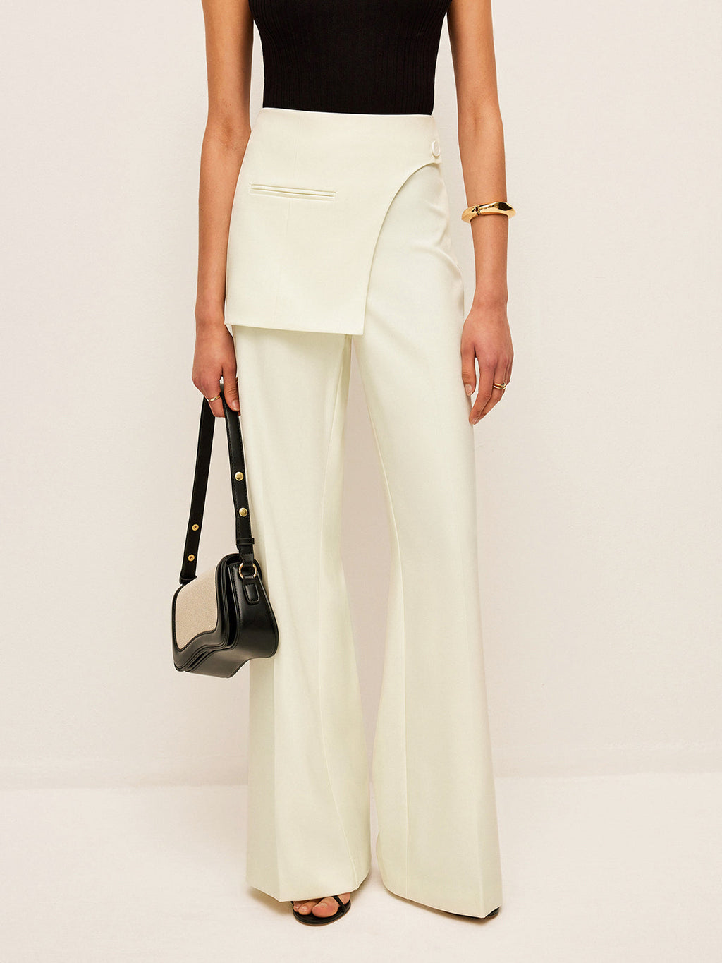 Orta Bel Cepli Pantolon Sarma Detayı