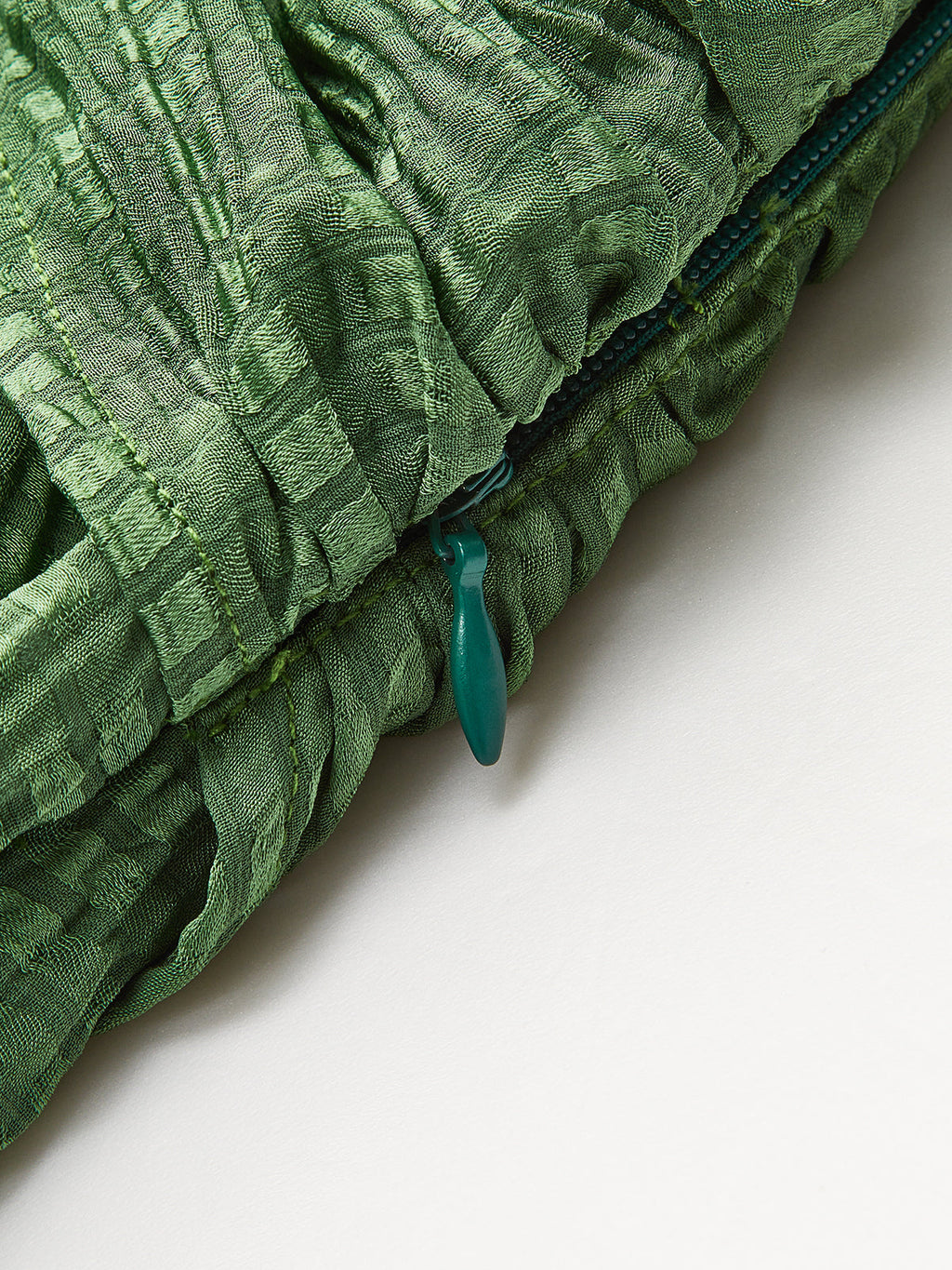 Dokulu Desenli Geniş Paça Pantolon