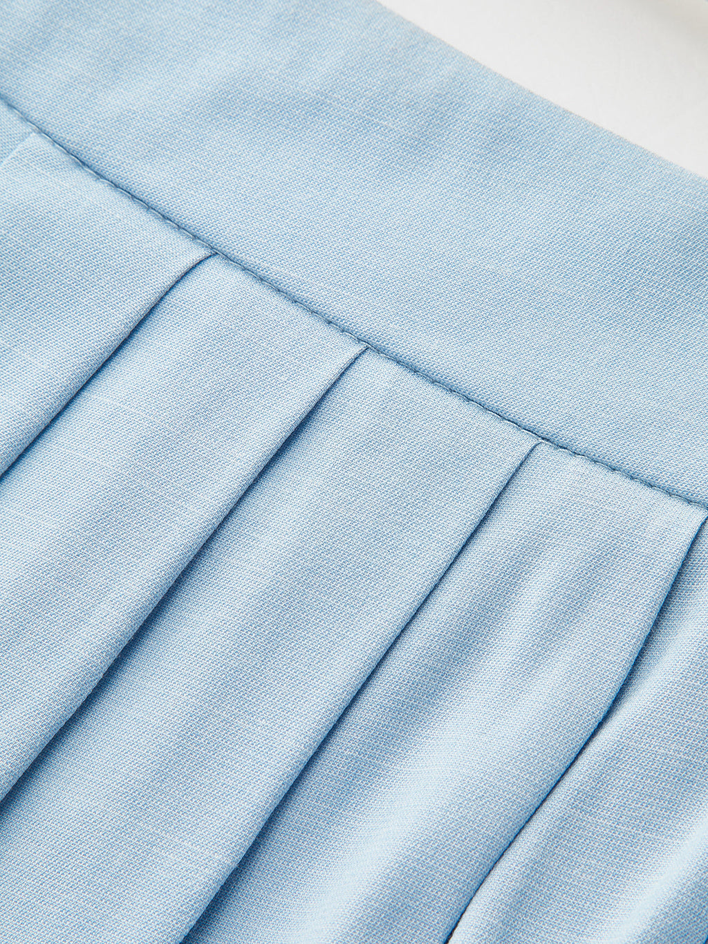 Orta Bel Pileli Geniş Paça Pantolon