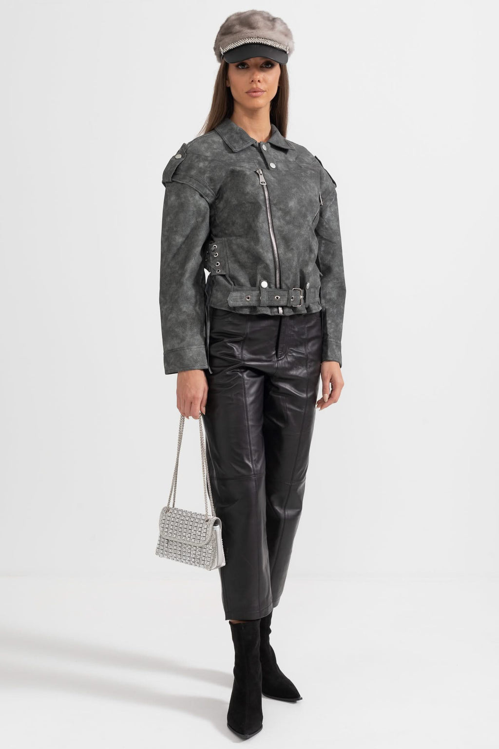 Dikişli Sırt Detaylarına Sahip Vegan Deri Ceket - Kömür