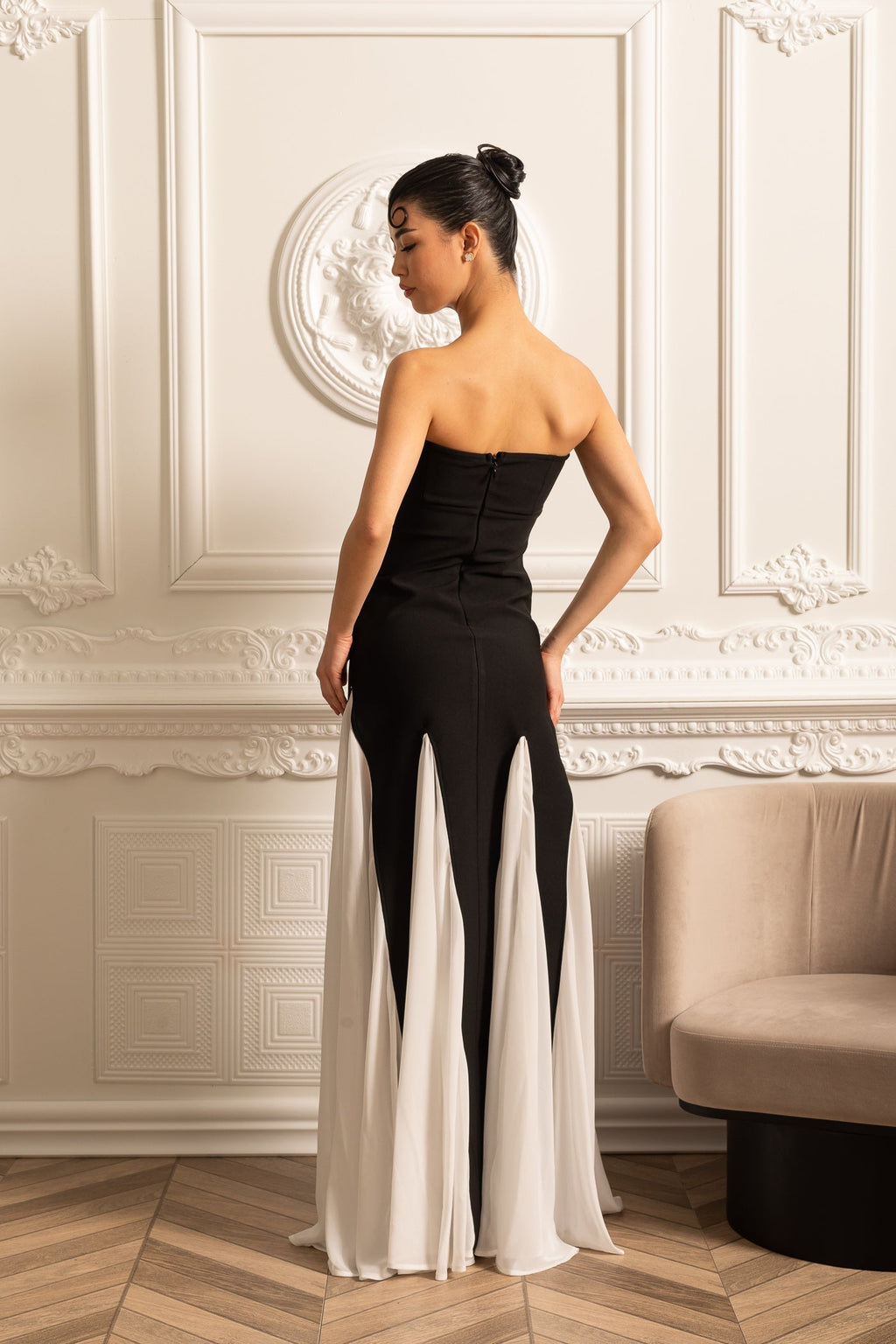 Zıt Renk Şifon Panel Detaylı Zarif Abiye Elbise – Siyah