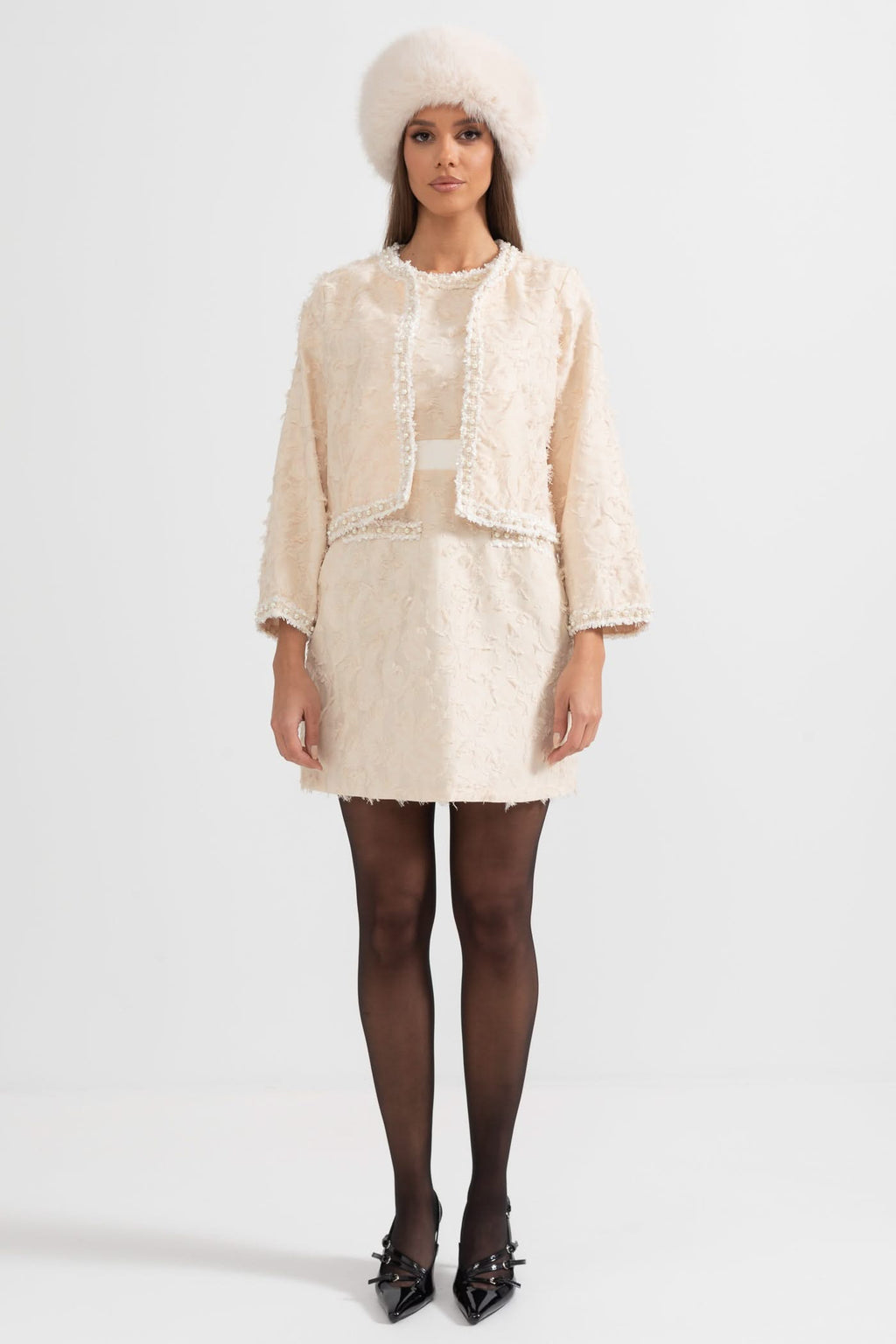 Tüy Desenli İnci Detaylı İki Parçalı Takım - Fildişi