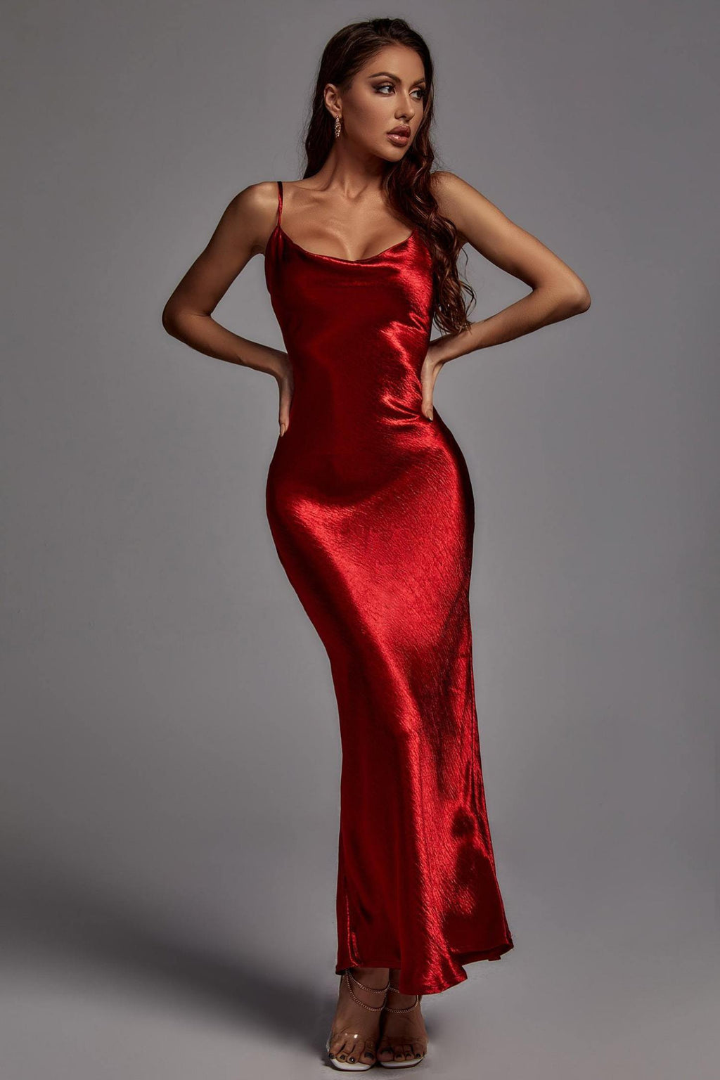Emily Metalik Kırmızı Uzun Elbise