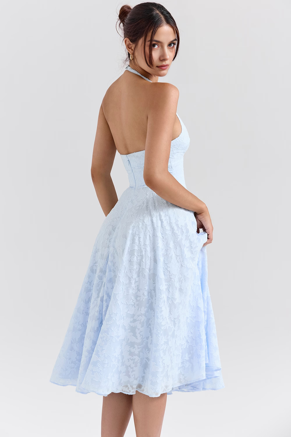 Sırtı Açık V Yaka Midi Elbise – Bebek Mavisi