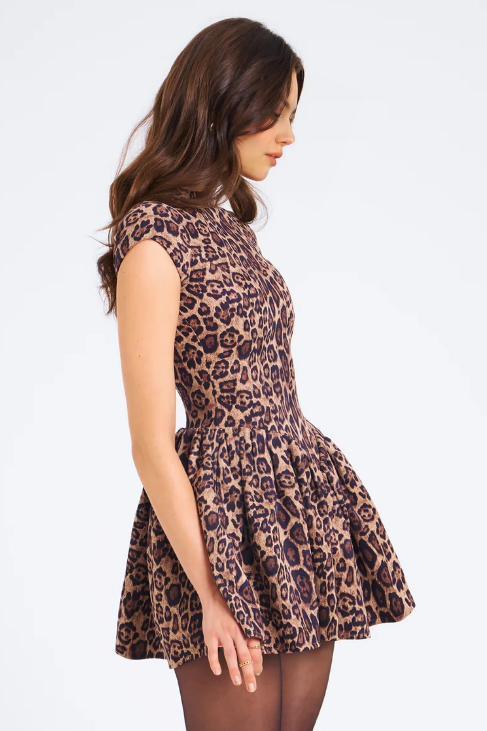 Mini Leopar Desenli Kloş Elbise – Kahverengi