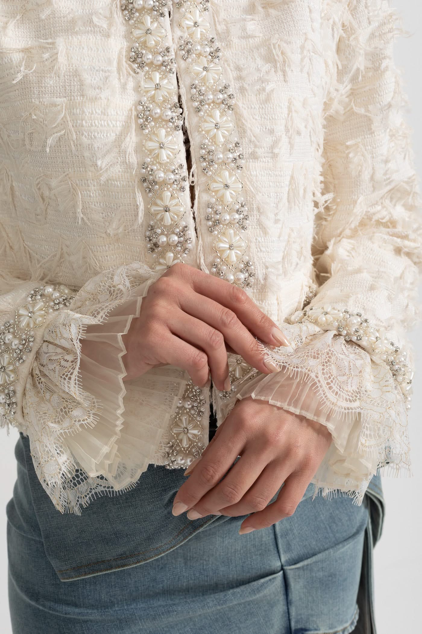 İnci Ve Kristal Süslemeli Dokulu Ceket Üstü - Fildişi