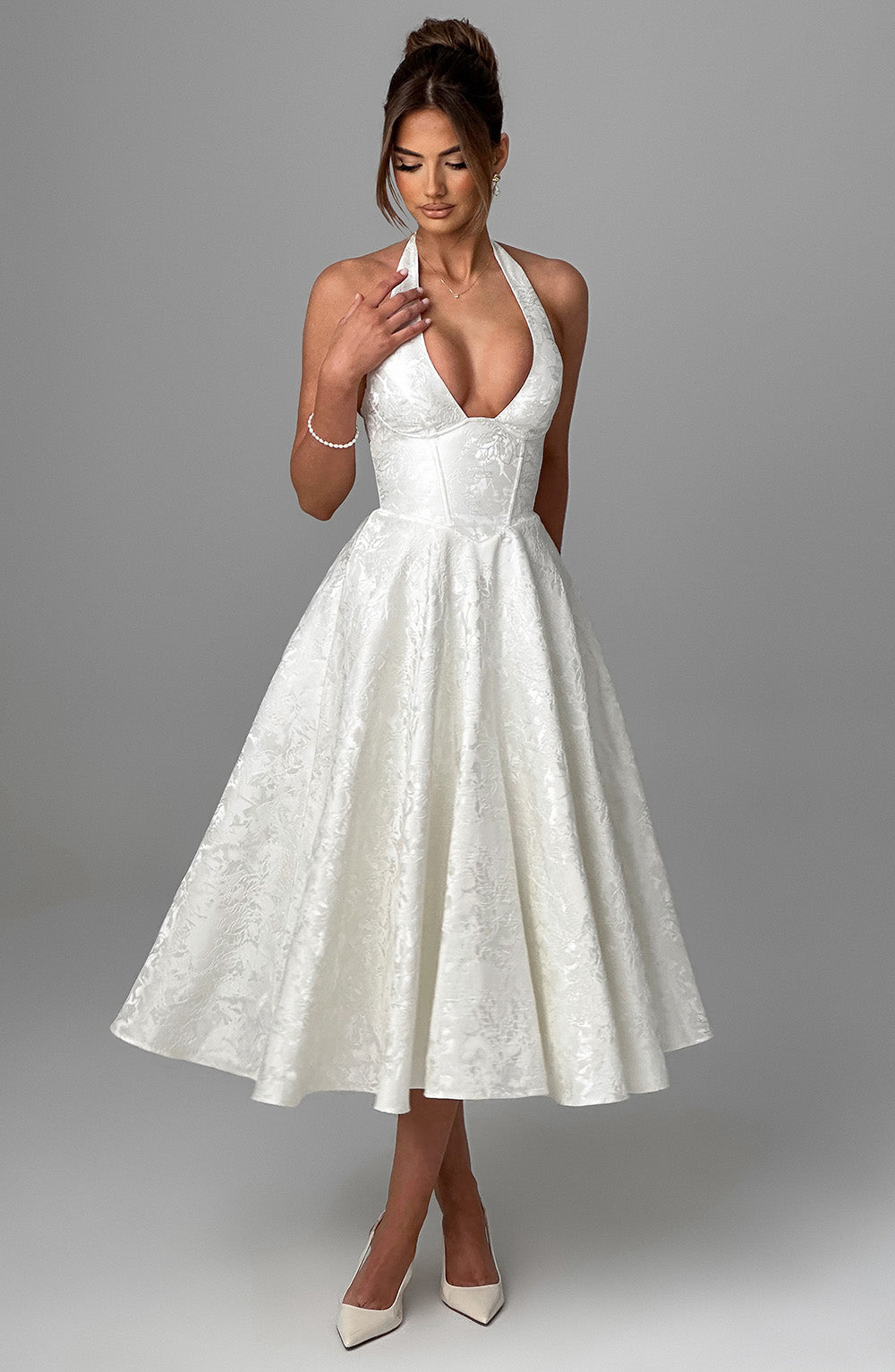 Halter Yaka A Kesim Brokar Elbise – Ekru