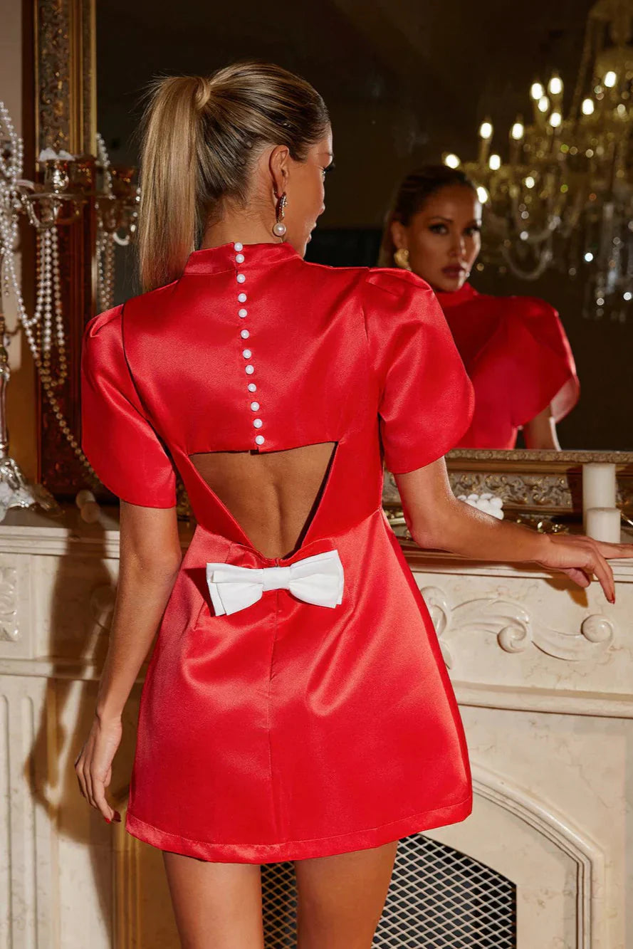 Vivienne Fiyonklu Kesim Saten Mini Elbise