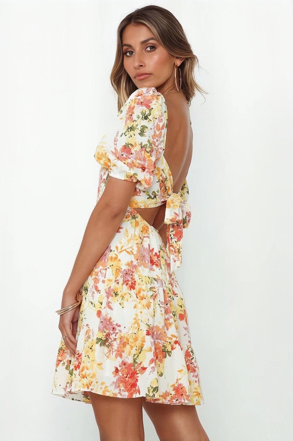 Adliyah Baskılı Papyonlu Katlı Mini Elbise