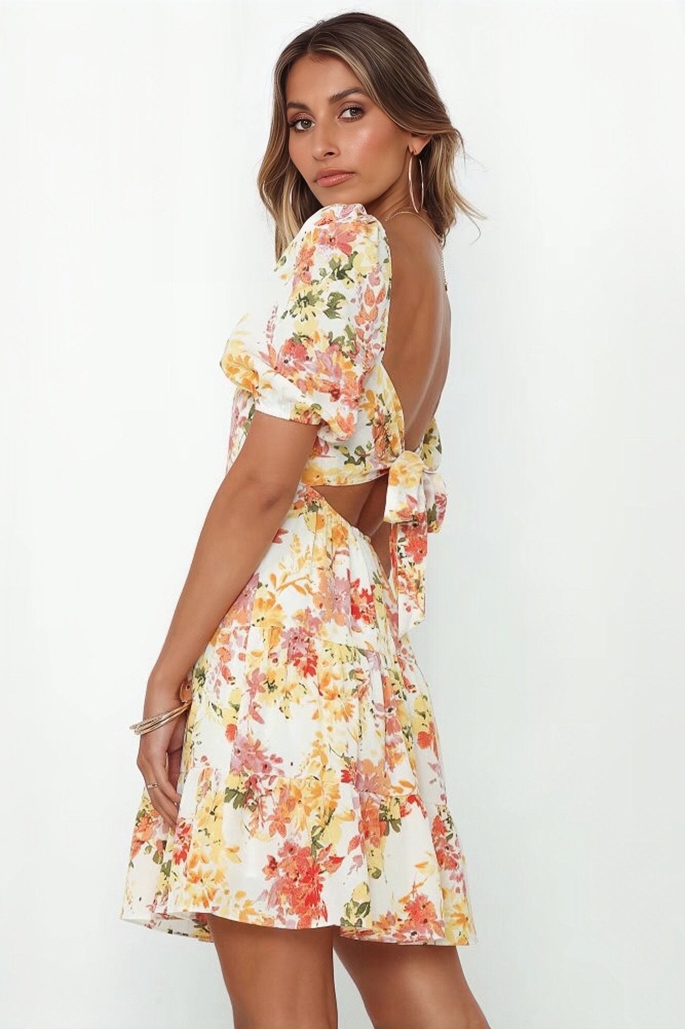 Adliyah Baskılı Papyonlu Katlı Mini Elbise