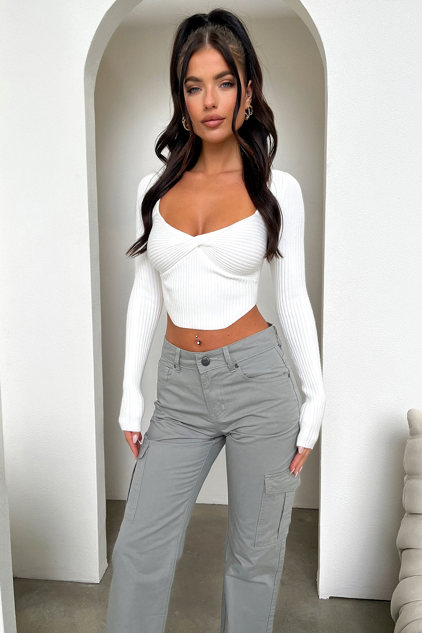 Beca Uzun Sleeve Knit - Beyaz