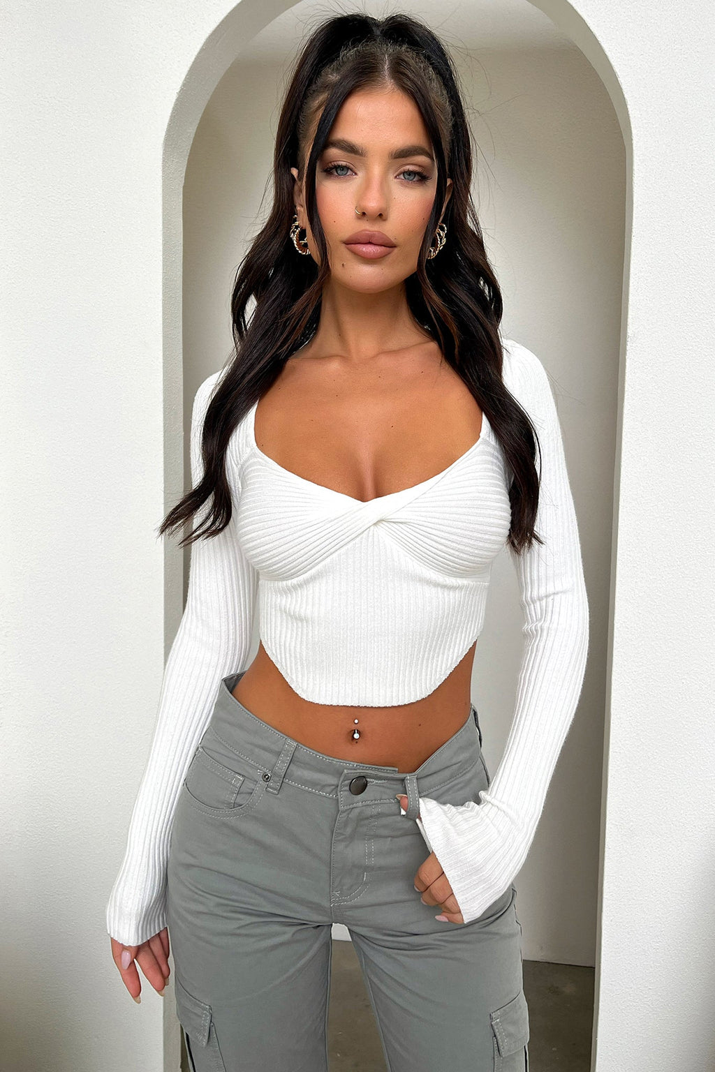 Beca Uzun Sleeve Knit - Beyaz