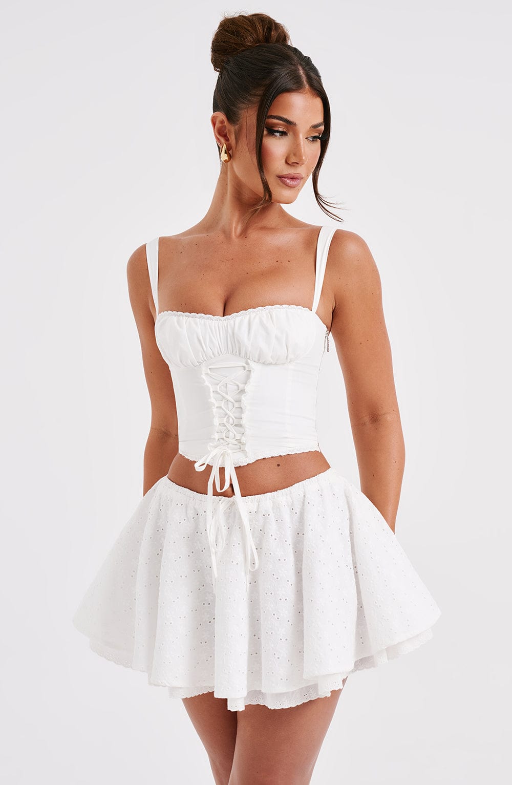 Bağcıklı Büstiyer Crop Top – Beyaz