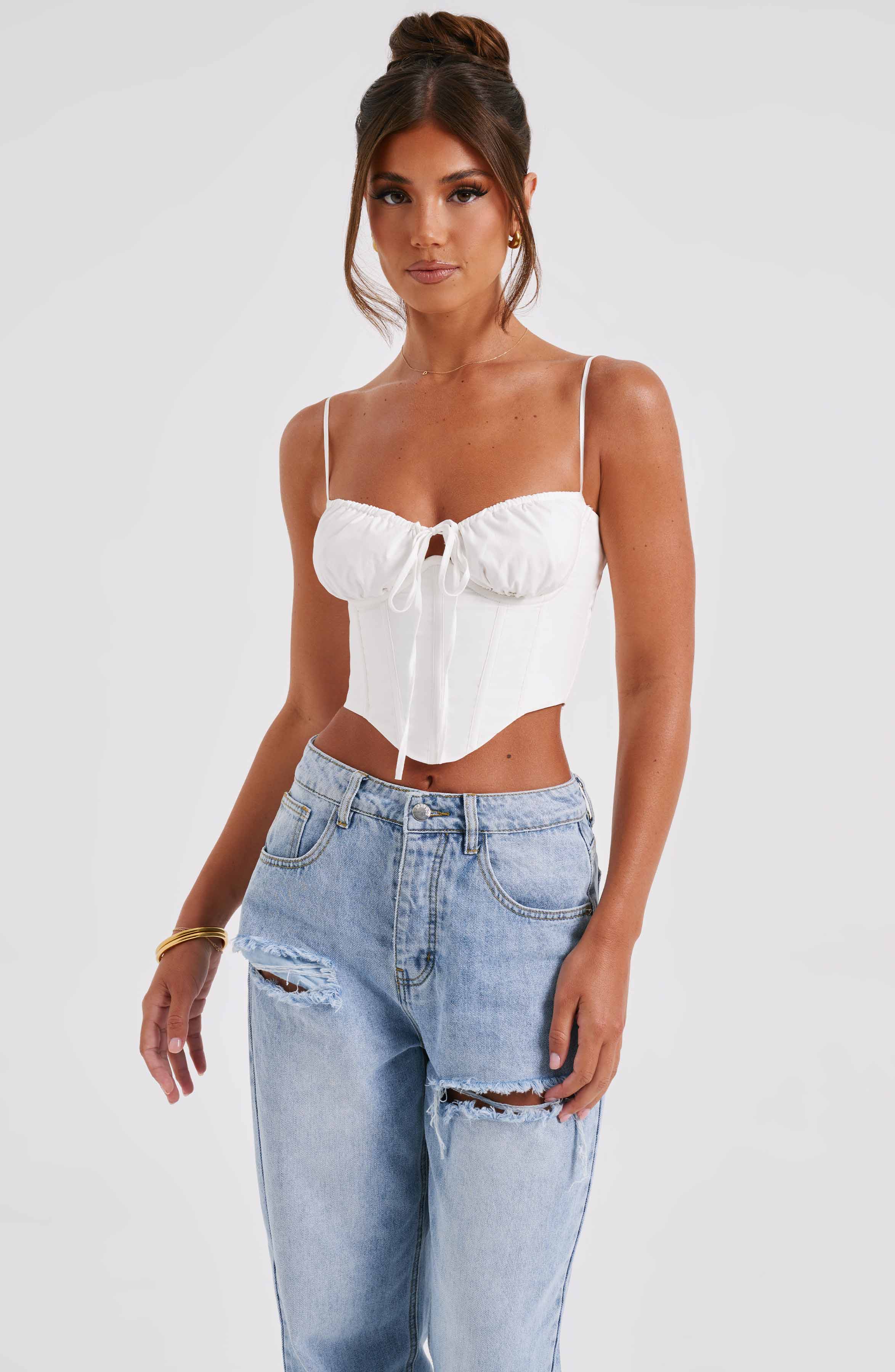 Bağcıklı Korsaj Detaylı İnce Askılı Atlet – Beyaz