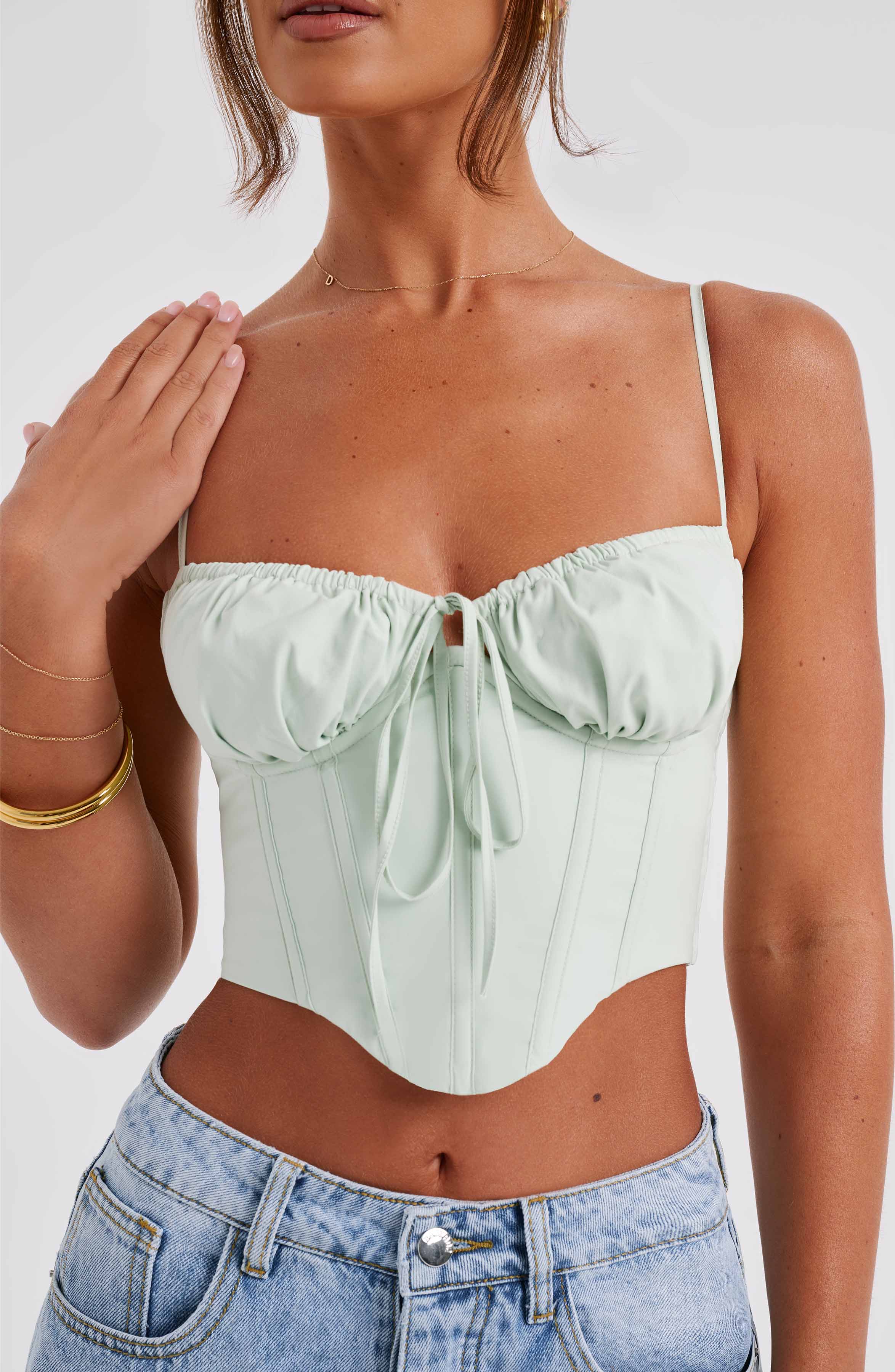 Korse Detaylı İnce Askılı Crop Top – Mint Yeşili