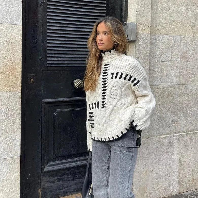 Desenli Boğazlı Triko Kazak