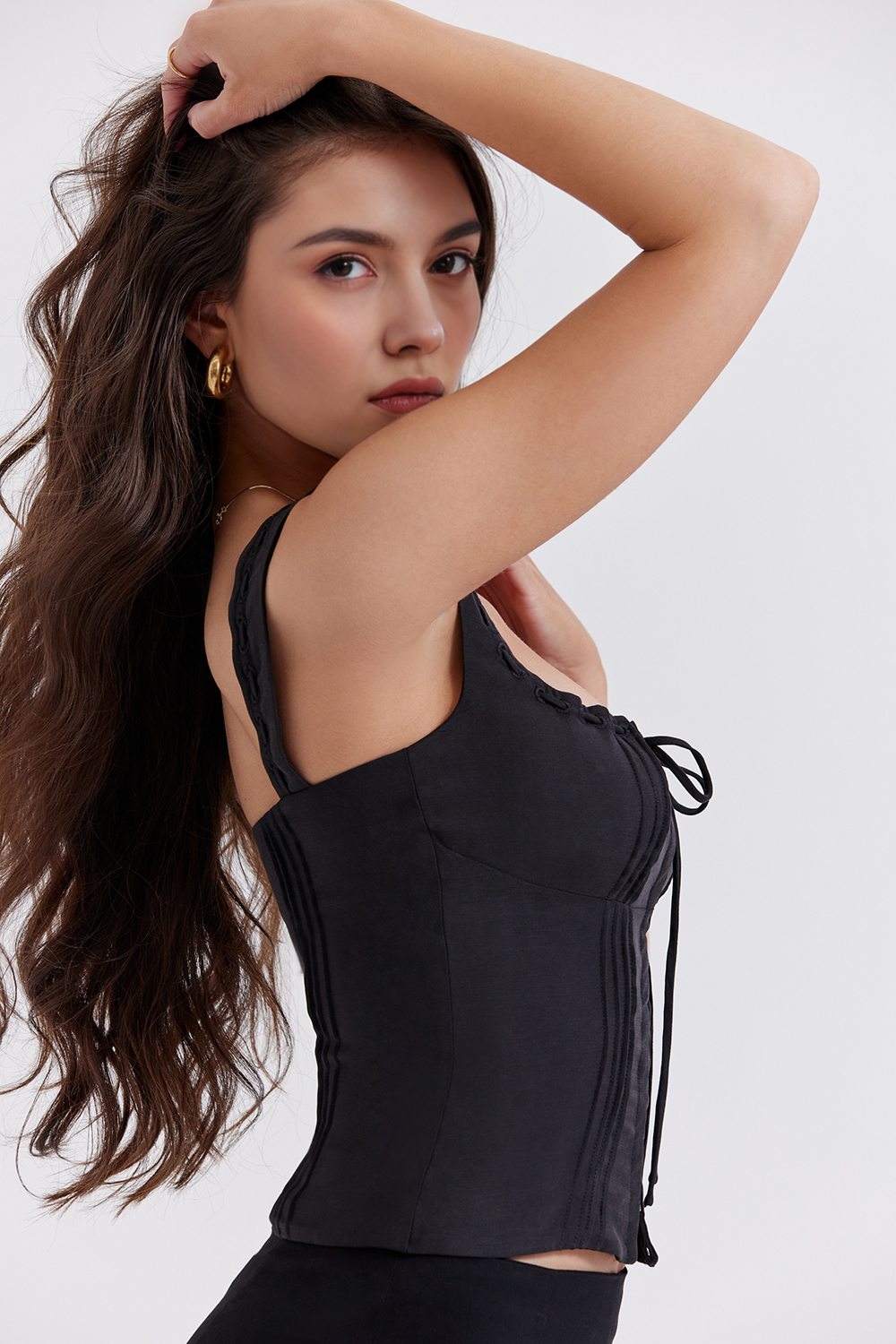 Dik Yaka Korset Detaylı Fitilli Bluz – Siyah