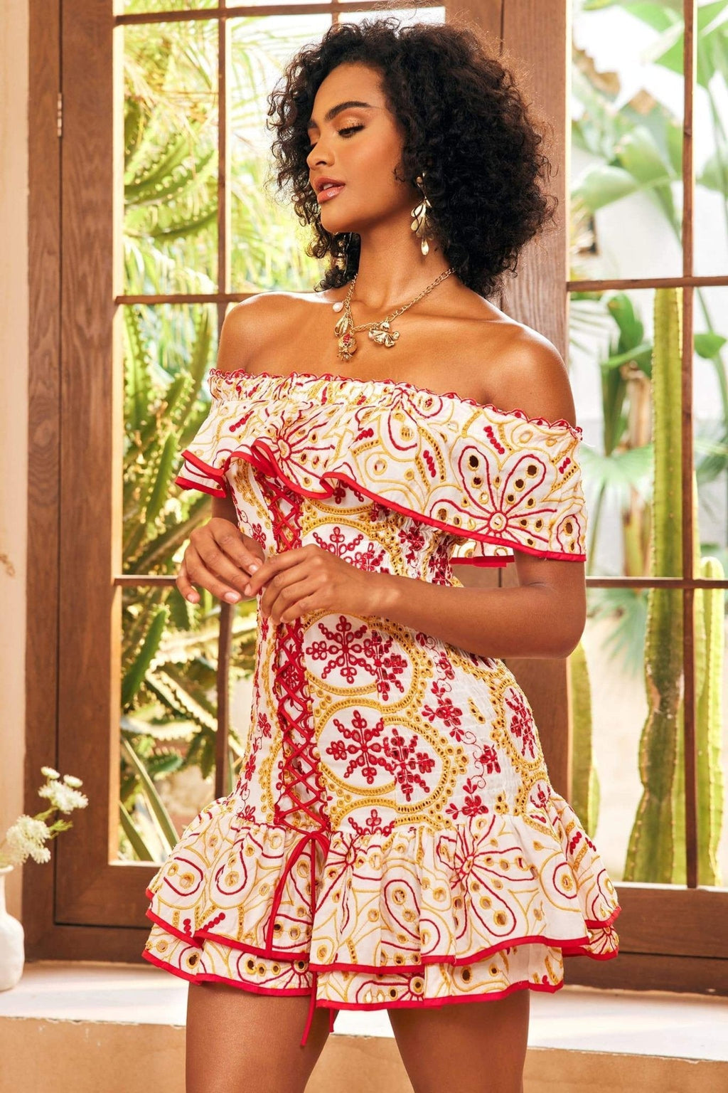 Fiona Baskılı Nakışlı Düşük Omuz Mini Elbise