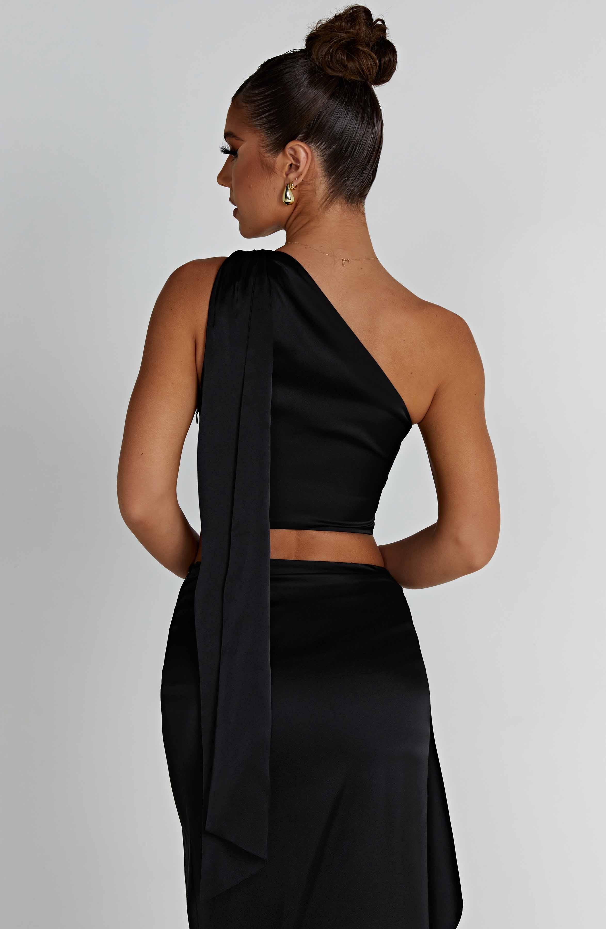 Tek Omuz Drapeli Saten Crop Top – Siyah