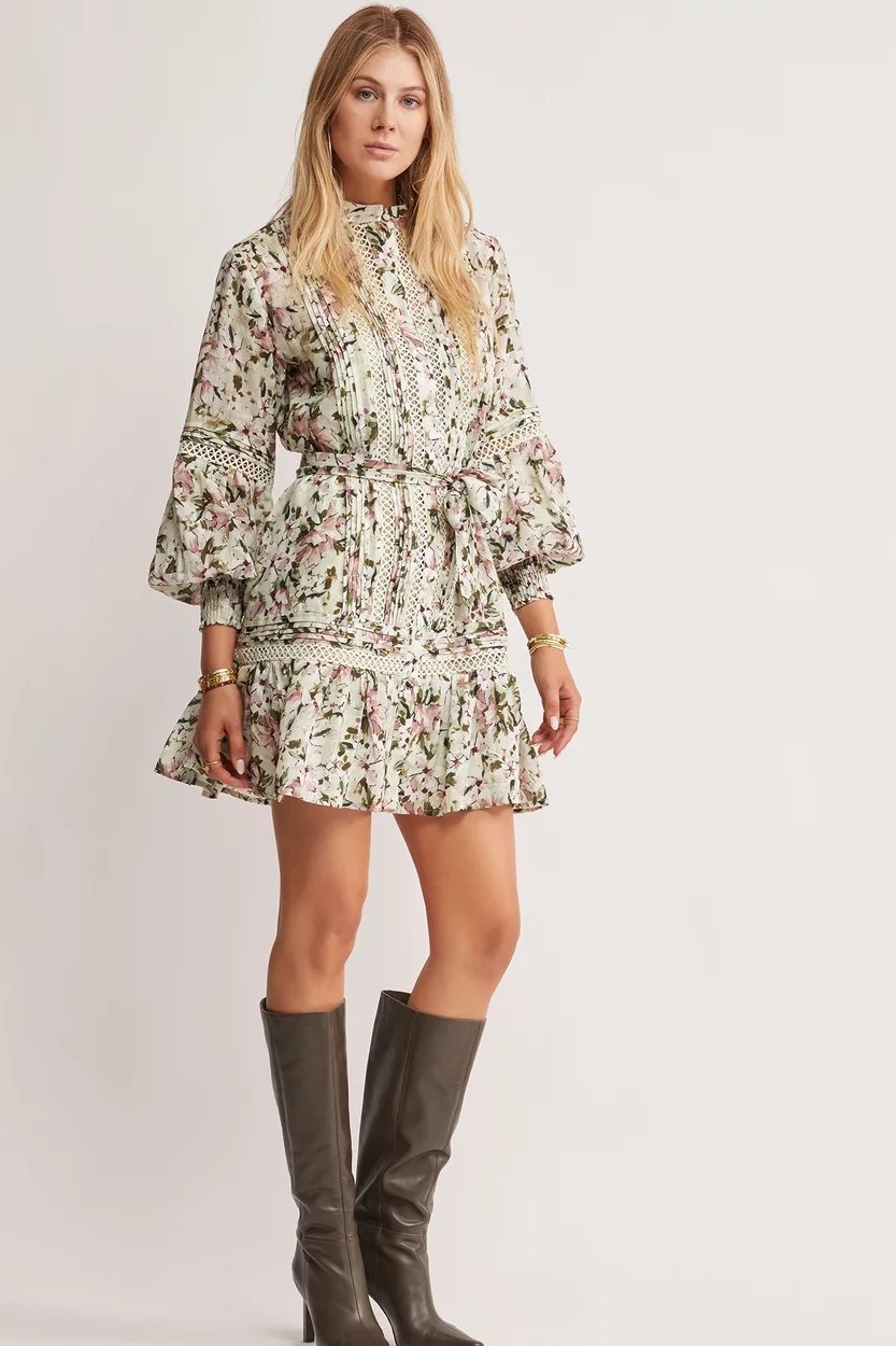 Harriet Baskılı Dantelkıvrımlı Kuşaklı Mini Elbise