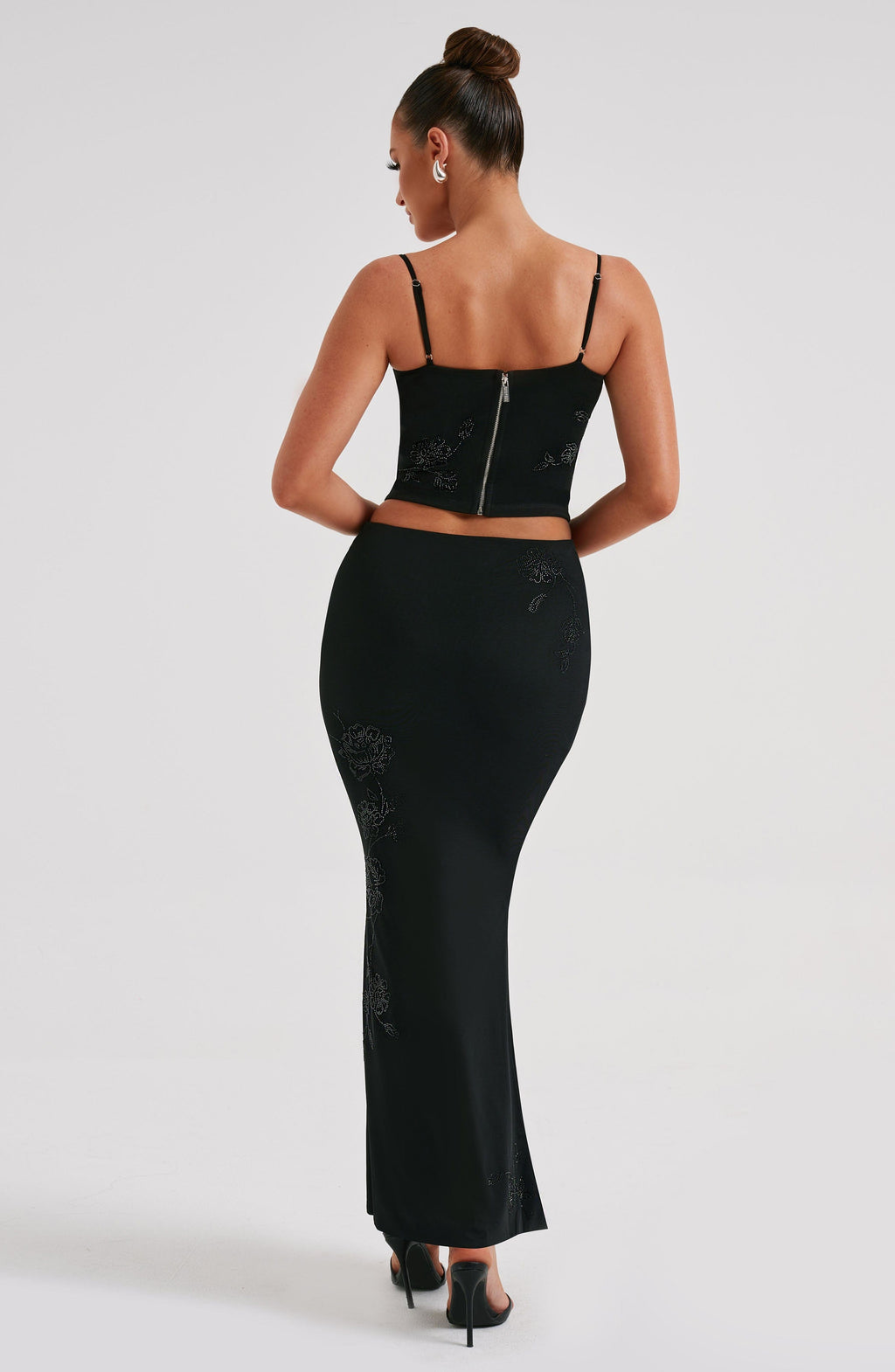 Yüksek Bel Balık Kesim Taş İşlemeli Etek – Siyah