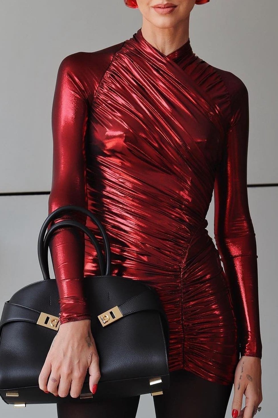 Riva Metalik Büzgülü Çözgülü Mini Elbise