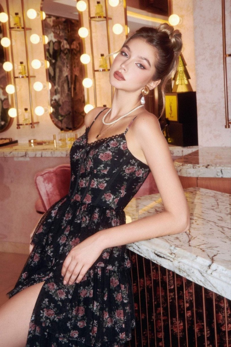 Sabrina Çiçekli Katlı Yırtmaçlı Midi Elbise