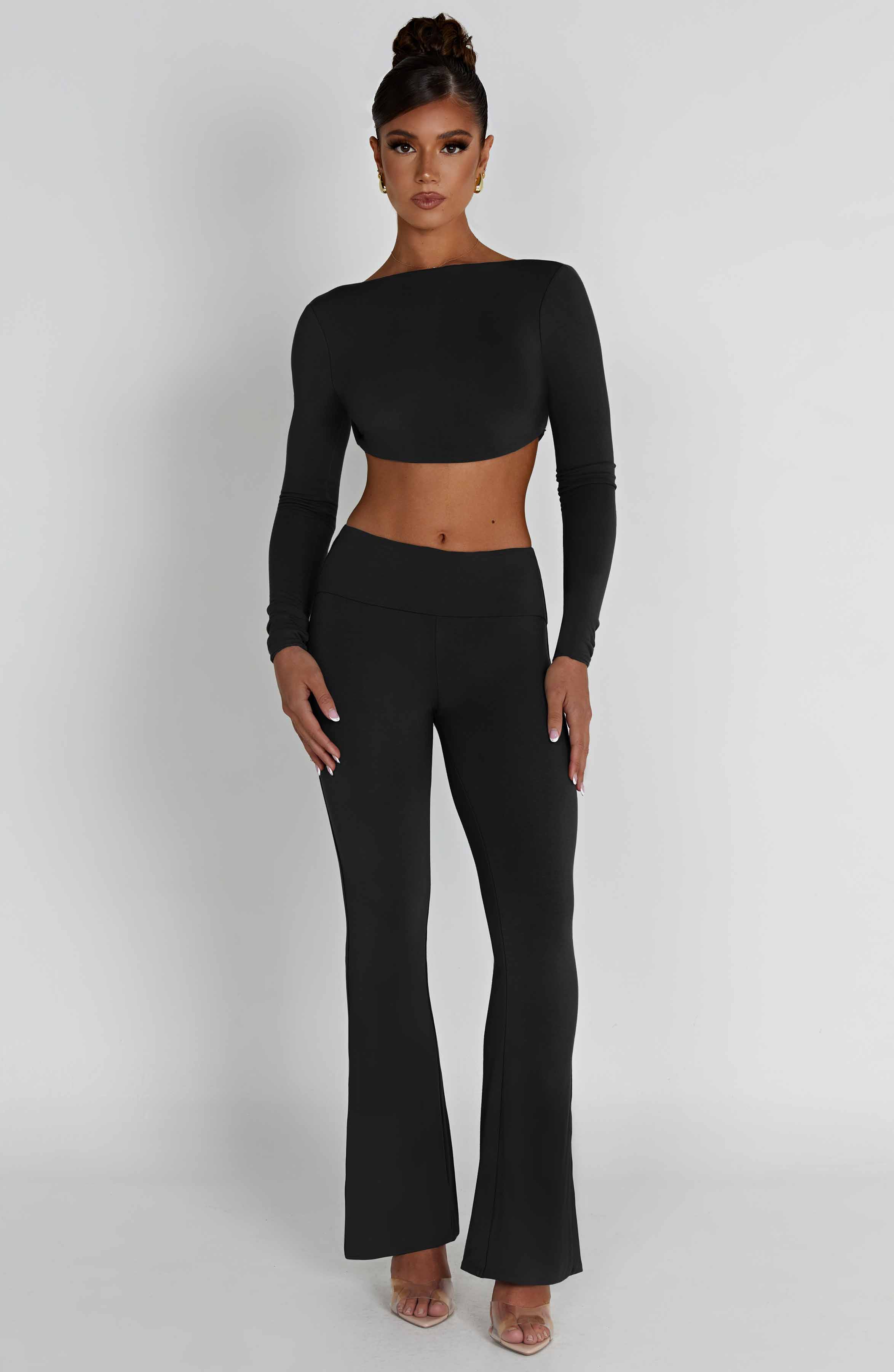 Sırtı Bağlamalı Crop Top – Siyah
