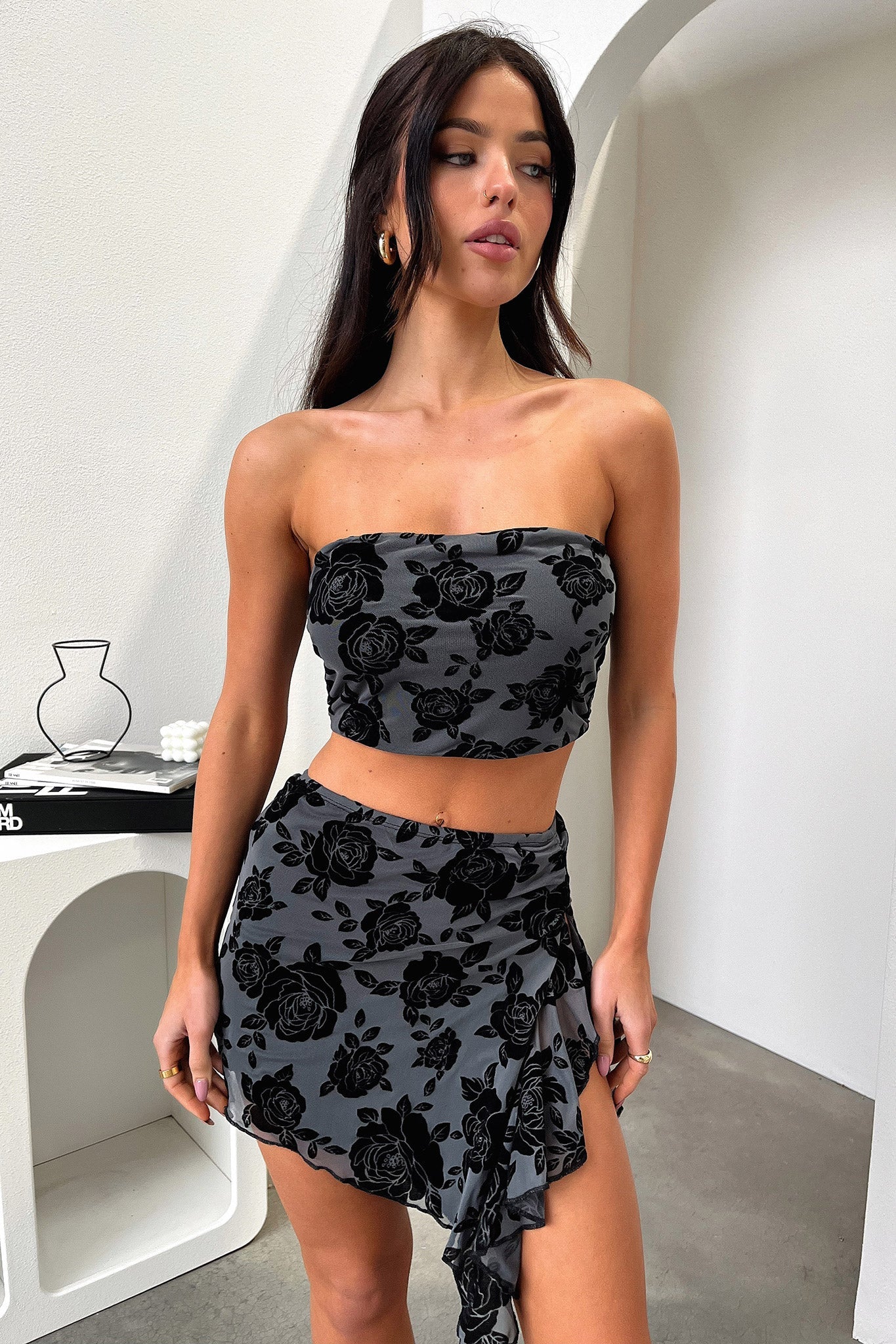 Savian Top - Siyah Çiçekli