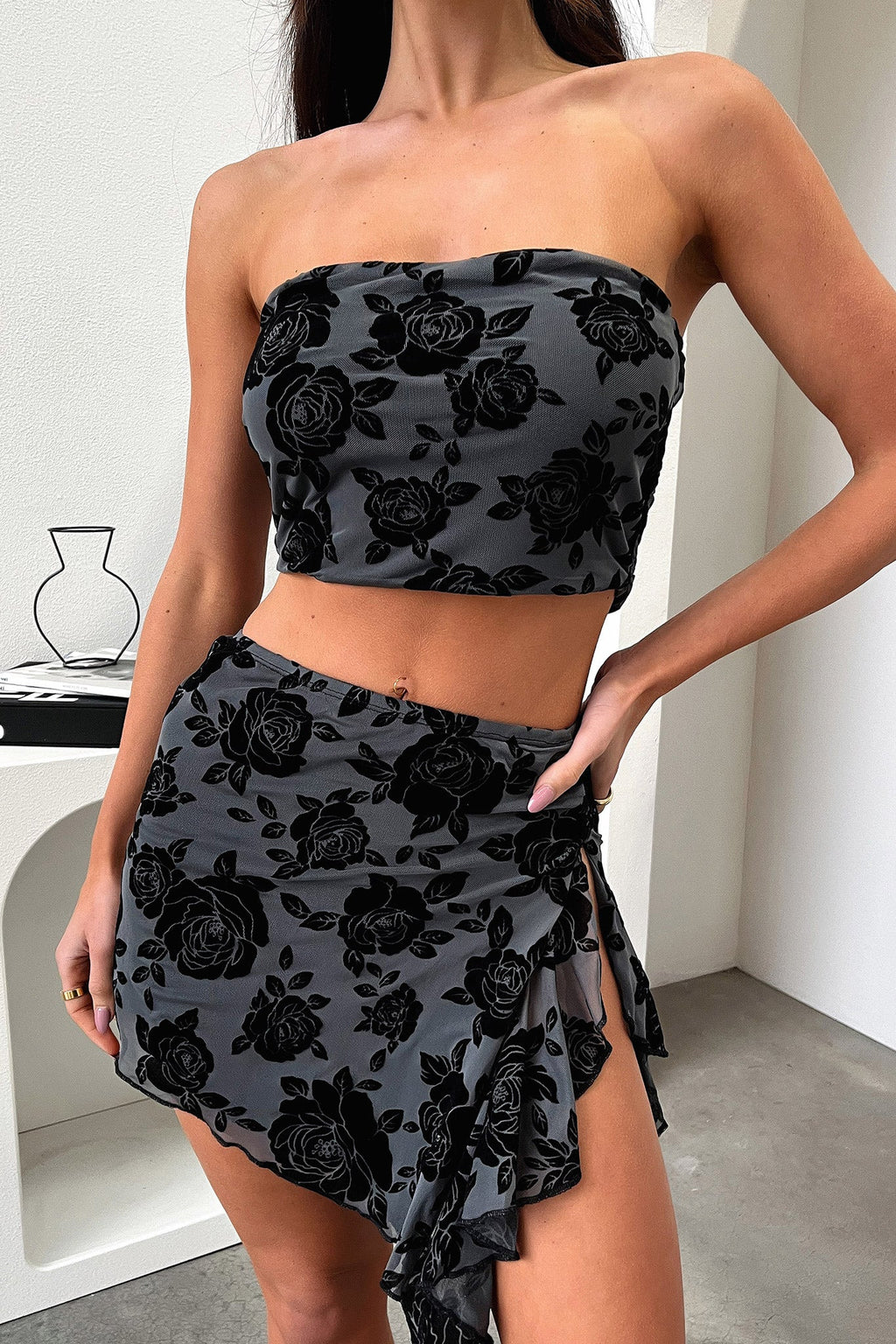 Savian Top - Siyah Çiçekli