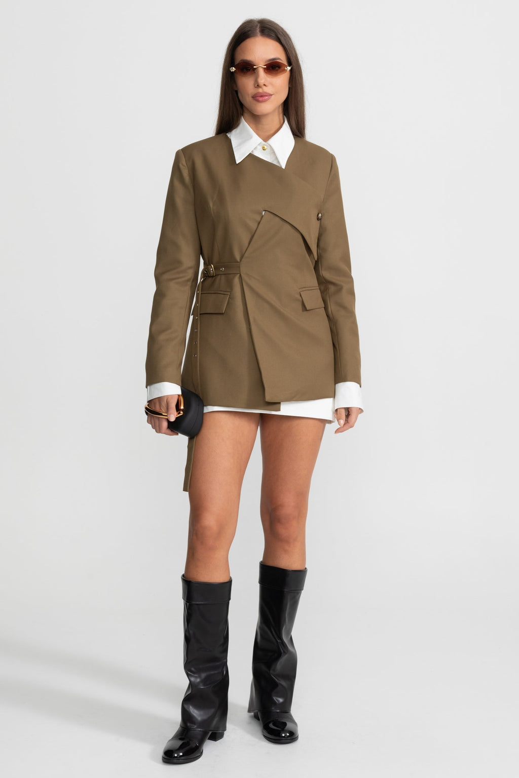 Yan Tokalı Asimetrik Yapılı Blazer – Zeytin Yeşili