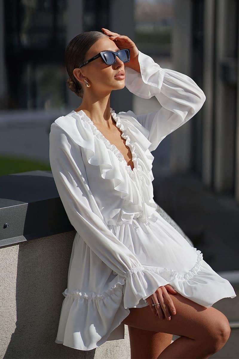 Sharon V Yaka Fırfırlı Mini Elbise