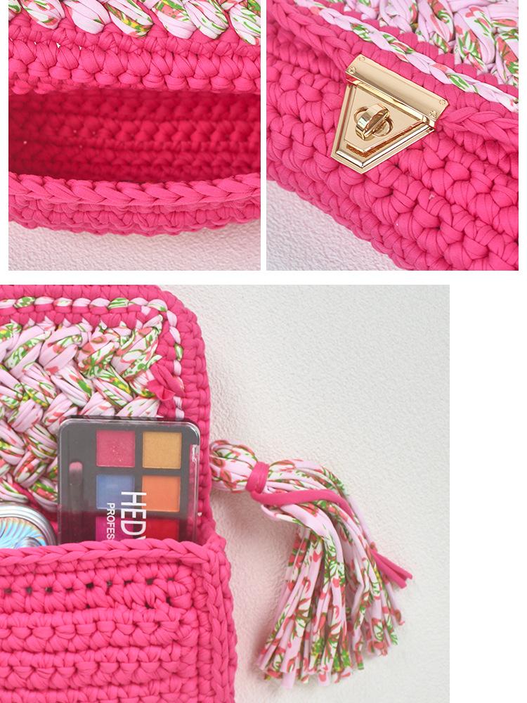 Tara Kontrast Renk Dokuma Püsküllü Kapaklı Çanta