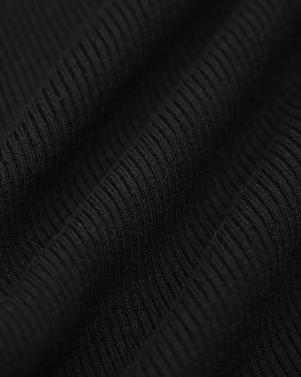 Siyah Kontrastlı Çan Kollu Kazak Elbise